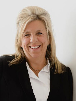 Janice Davis, Sales Representative