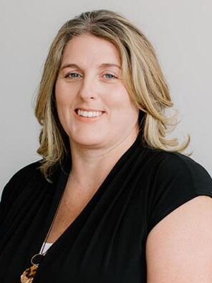 Tracy Hemus, Sales Representative