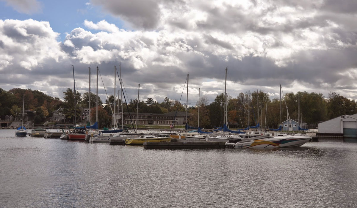 Sutton, Georgina, Ontario — RE/MAX All Stars Realty Inc.