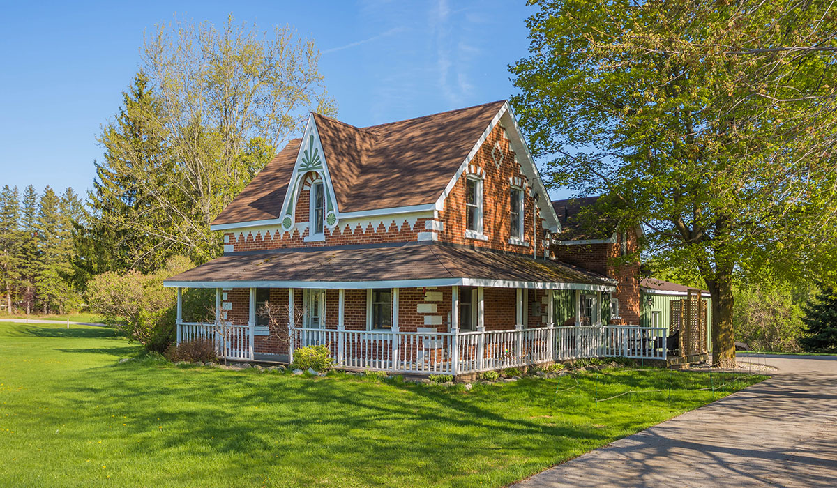 Clearview, Simcoe County, Ontario — Picot Team, Chestnut Park Real