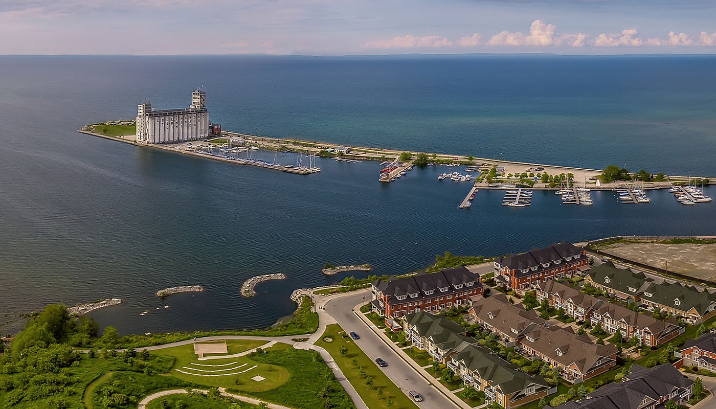 Collingwood, Simcoe County, Ontario — RE/MAX Four Seasons Realty Ltd